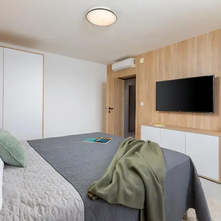 Luxury Apartamento *